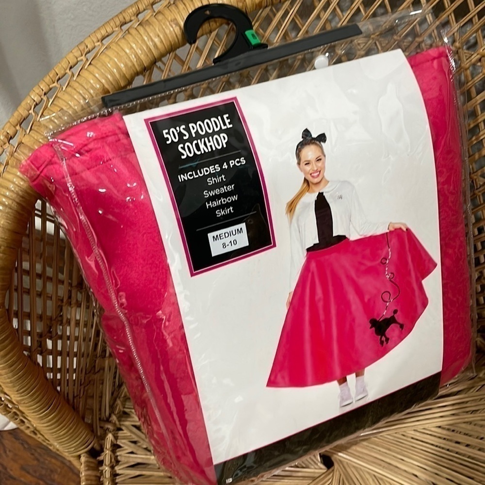 New 50’s Poodle Sockhop Halloween Costume